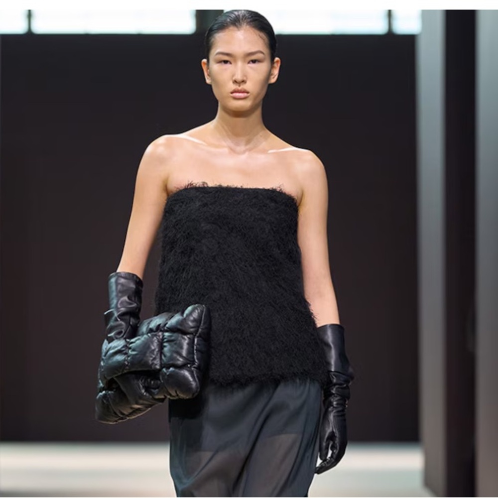 COS Black Quilted Puffer Shoulder Clutch - Picture 2 of 13